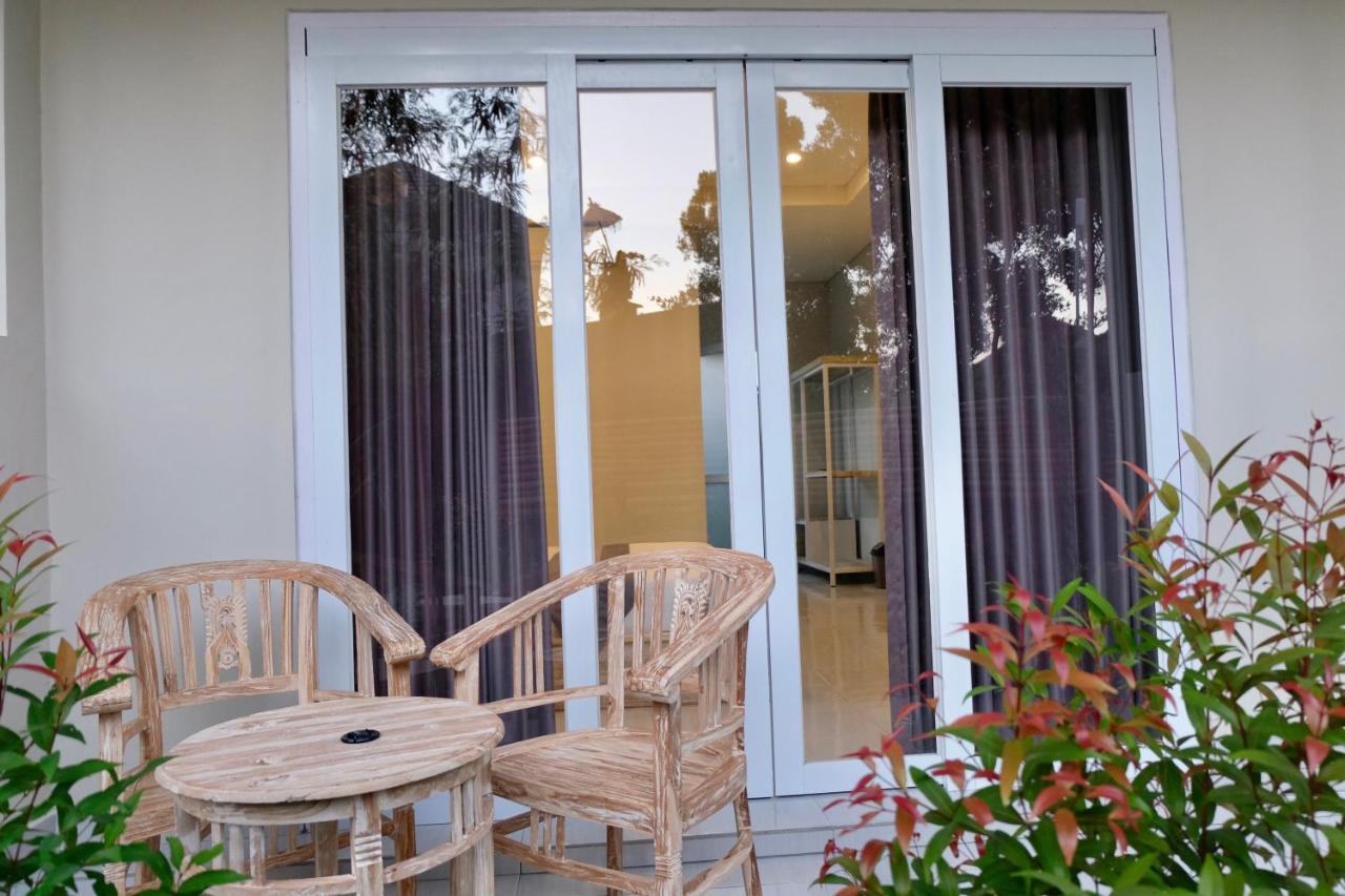 Anyar Guesthouse Canggu Exterior photo